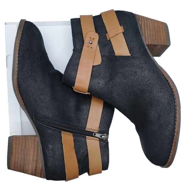 DV Dolce Vita Womens Size 9.5 Black Suede Buckle Zip Ankle Fashion Boots Bootie - Picture 8 of 12